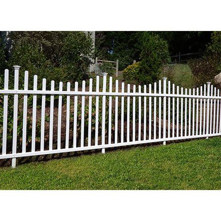 2. Zippity Outdoor Products Manchester Fence