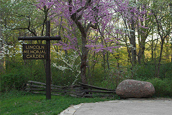 4. Lincoln Memorial Garden (Springfield, United States)