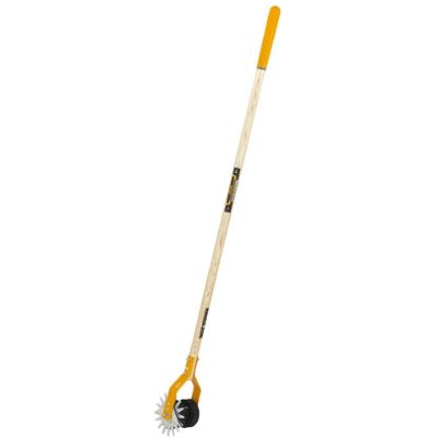 1. True Temper 28112200 Dual-Wheel Rotary Edger